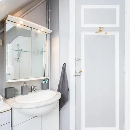 Gorgeous And Charming Apt With Terrace *